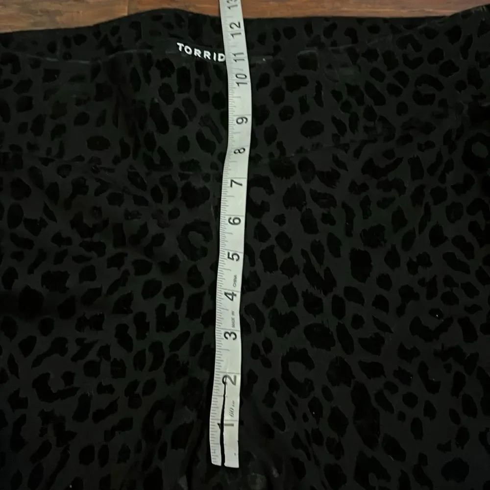 Torrid Pixie Black Leopard Luxe Ponte High Rise Pull On Pants Animal Print - Picture 11 of 14